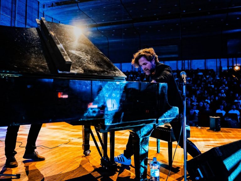 A. Manzoni Trio 7